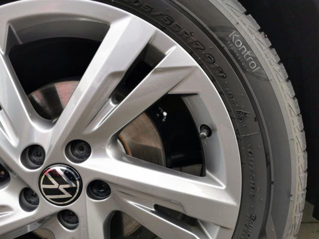 Taigo R-Line 1.5 TSI Navi CarPlay IQ-Drive Klima