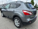 Nissan Qashqai 360 4X4 Automatik - Nissan Qashqai: Allradantrieb