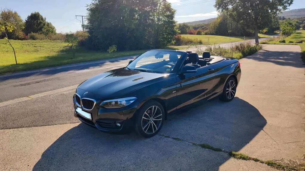 Image of BMW 218