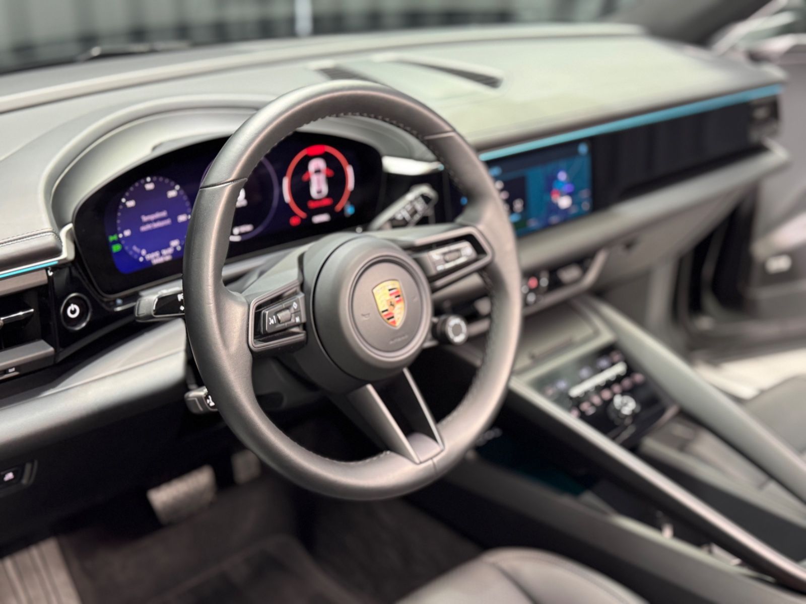 Fahrzeugabbildung Porsche Macan Electric 4|BOSE|PANORAMA|KAMERA|