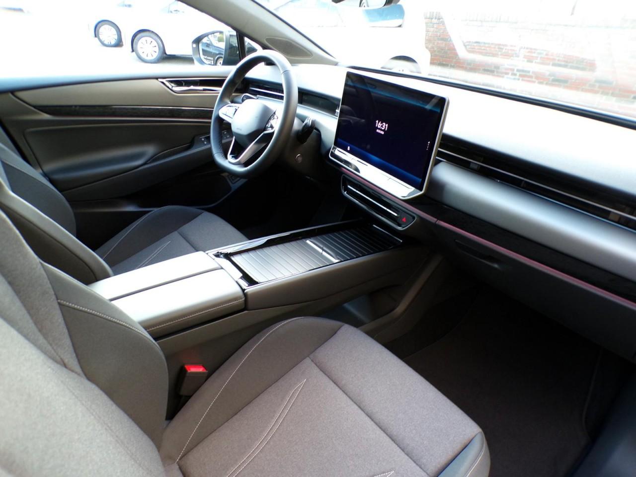 Volkswagen ID.7 TOURER PRO*210KW*ACC*CLIMA*LED*BLACK STYLE