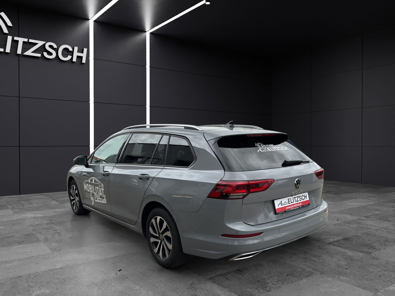 Fahrzeugabbildung Volkswagen Golf VIII Variant eTSI Active DSG NAVI AppConnec