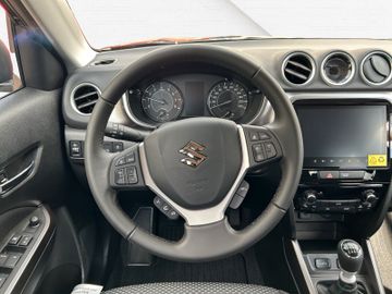 Fotografie 11 des Suzuki Vitara 1.4 Comfort Kamera NAVI LED ACC Sitzh.