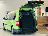 Volkswagen Caddy DSG Maxi Behindertengerecht-Aktivfahrer - gebrauchte VW Caddy aus dem Jahr 2012