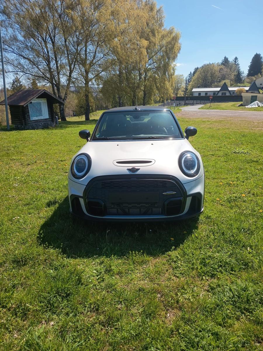 MINI COOPER_S Cabrio Cooper S John Cooper Works Trim