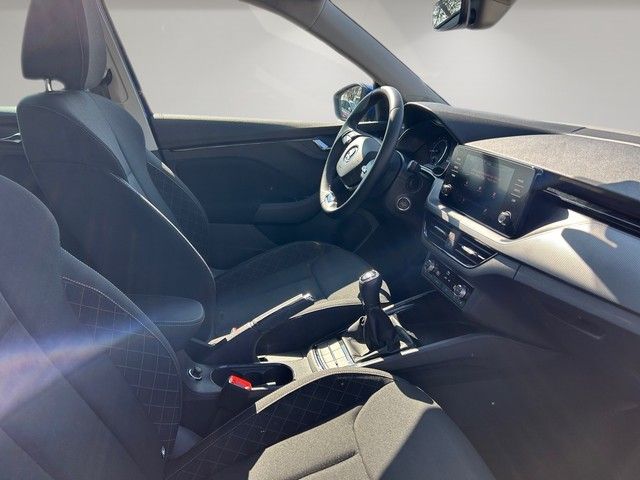 Fahrzeugabbildung SKODA Kamiq 1.0TSI Selection LED+KAMERA+TEMPOMAT+++