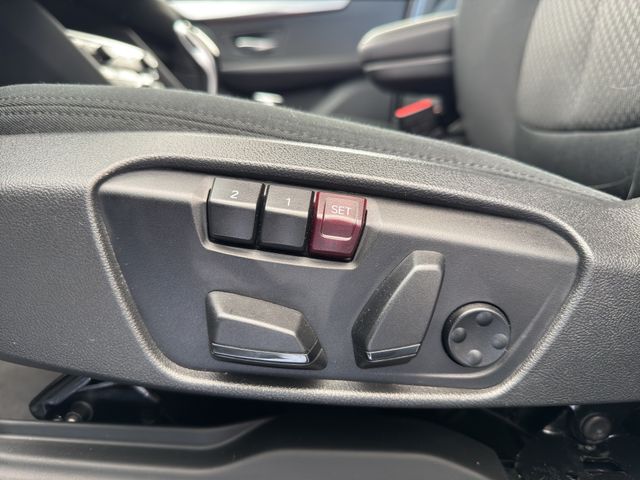 Fahrzeugabbildung BMW 220 Gran Tourer Automatik+Kamera+Pano+ACC+HUD