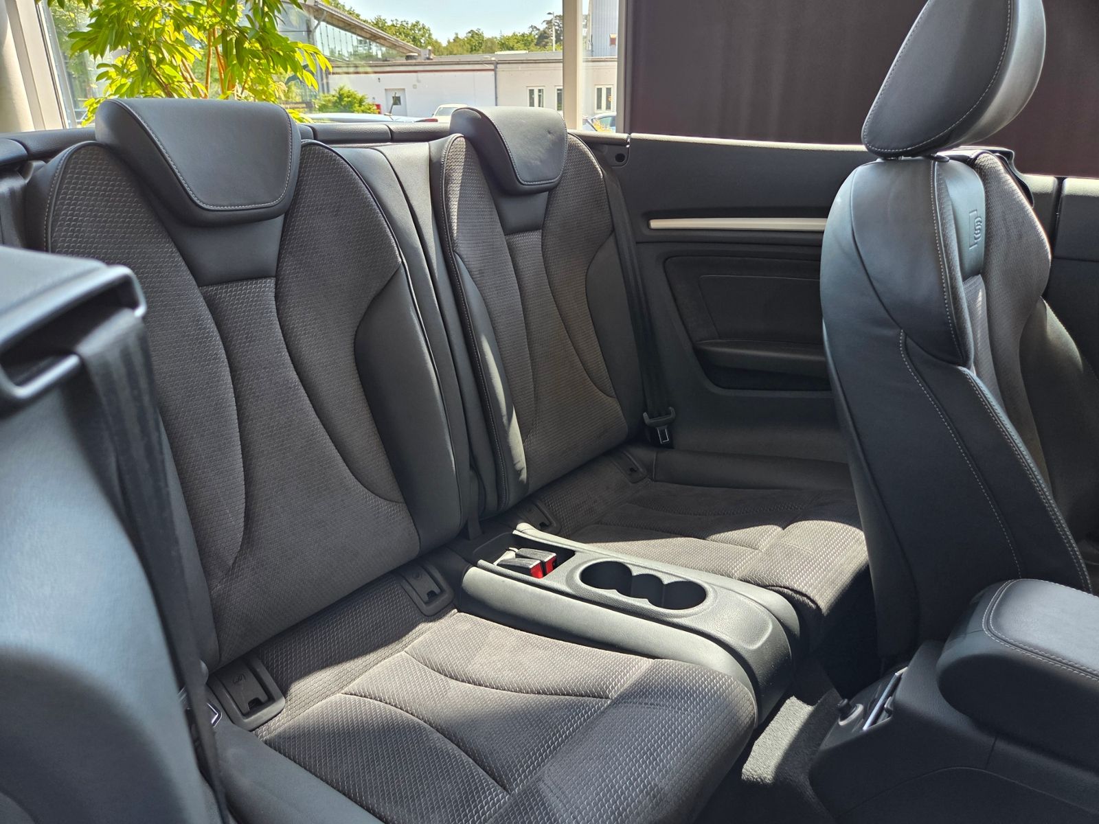 Fahrzeugabbildung Audi A3 Cabriolet S Line KLIMA LED NAVI SHZ