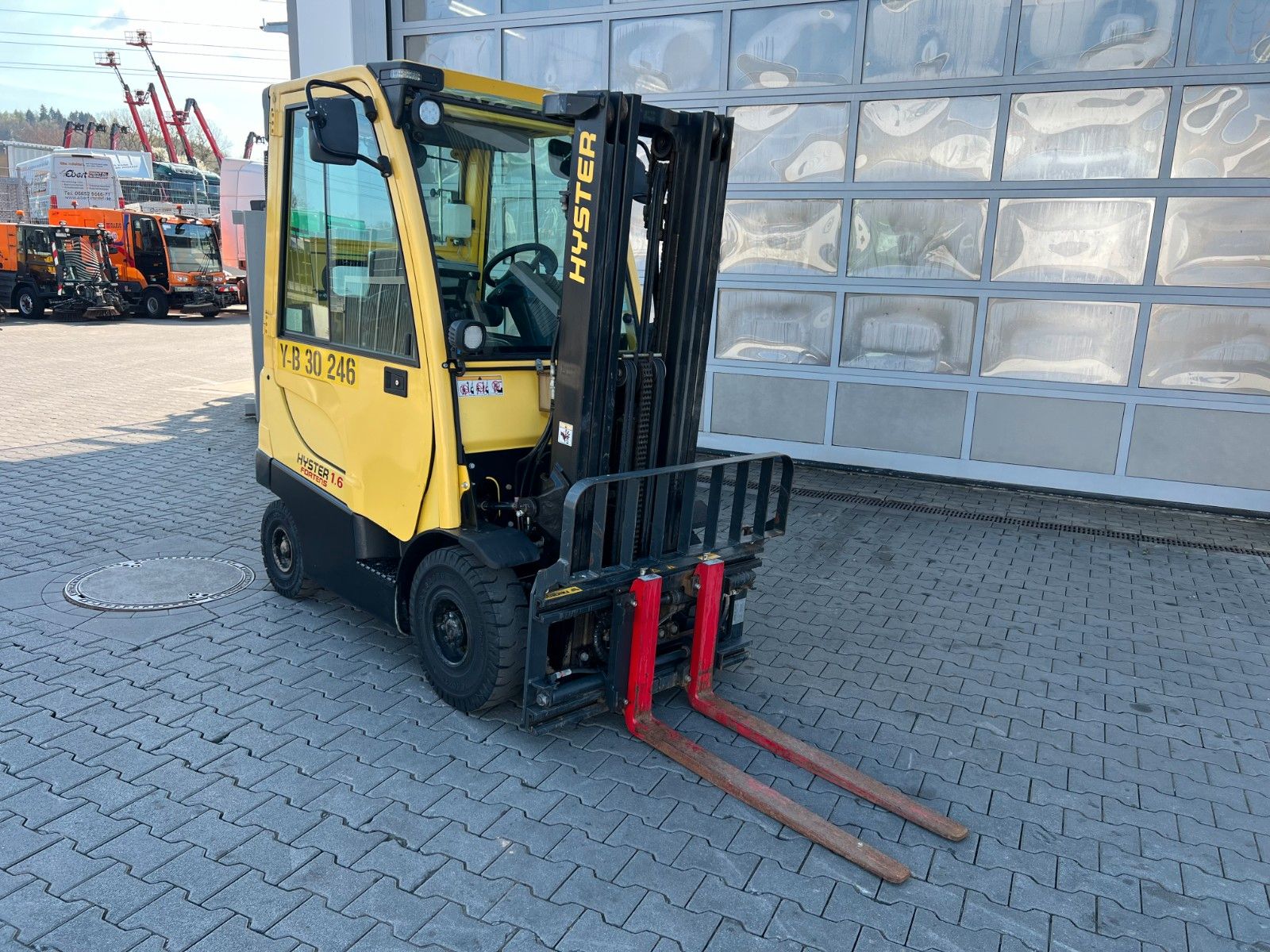 Fahrzeugabbildung Hyster H1.6 FT / Verstellgerät / HH: 4.45m / nur 467h