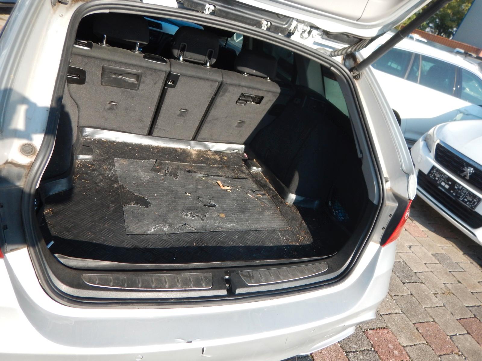 BMW 316 2013 — photo 25