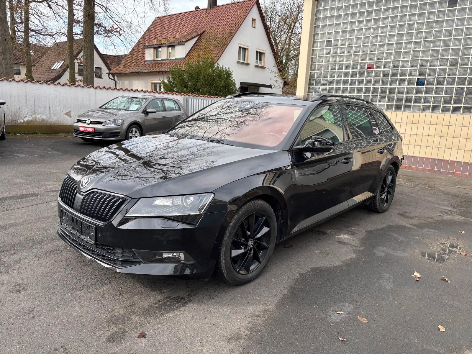 Skoda Superb Combi Sportline 4x4*VIRTUAL*AHK*PANO*ACC