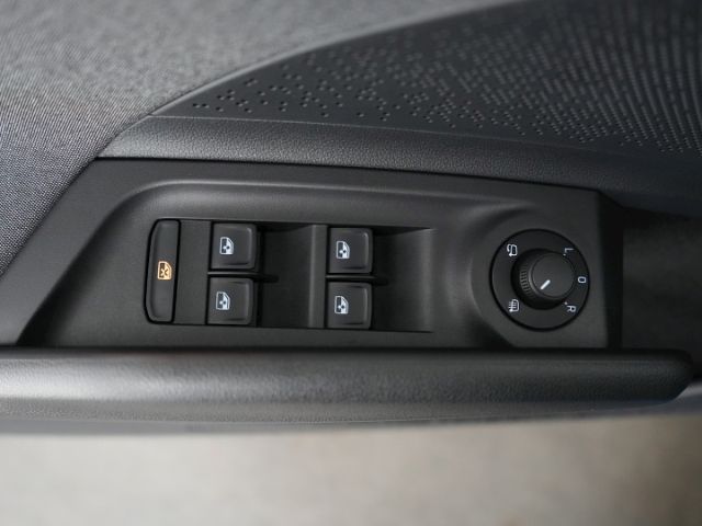 ENYAQ iV 80+ANHÄNGERKUPPLUNG+NAVI+RÜCKFAHRKAMERA