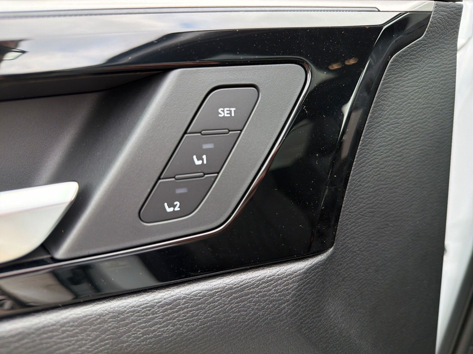 Mitsubishi Plug-in Hybrid Outlander - Bild 28