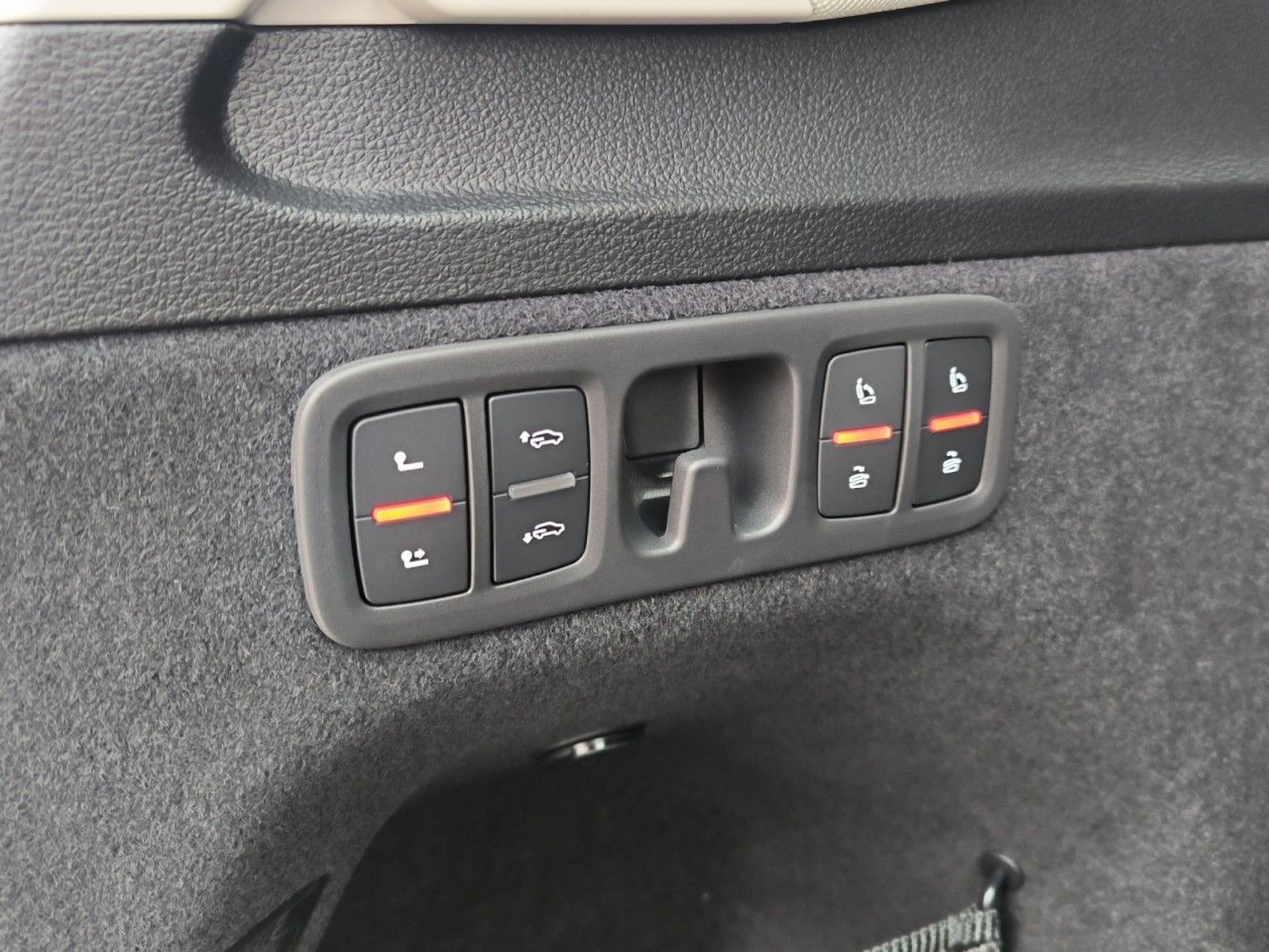 AUDI Q7 50 TDI quattro S line – 7Sitzer – AHK – uvm. - Bild 21