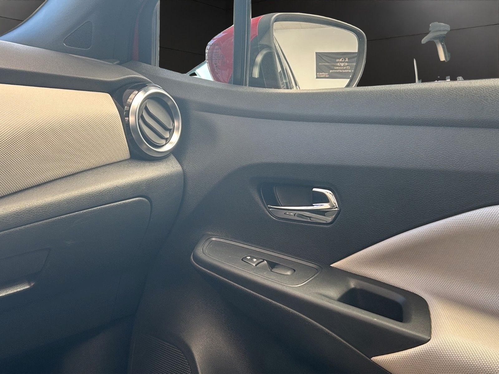 Fahrzeugabbildung Nissan Micra N-Way Navi/Kamara/5Türig