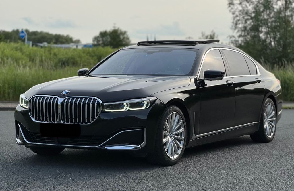 BMW 730