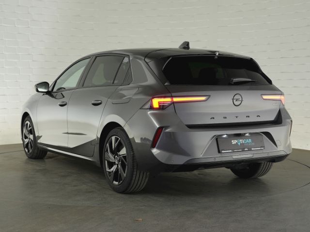 Astra L LIM GS PHEV AT+NAVI+360 GRAD KAMERA+LED