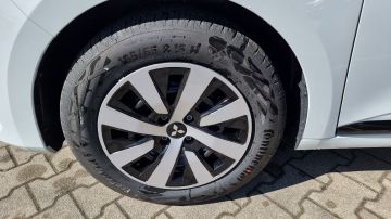 Bild 13 Mitsubishi Colt BASIS 1.0 Benziner 5-Gang