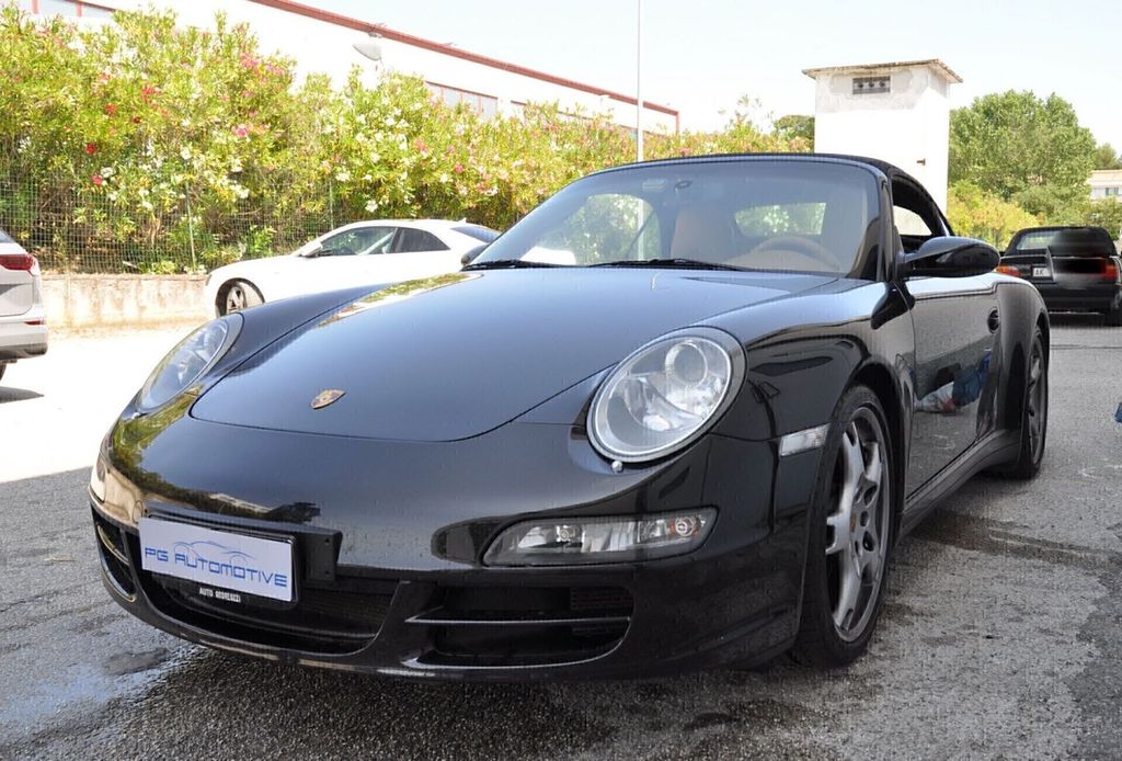 PORSCHE 911 2007