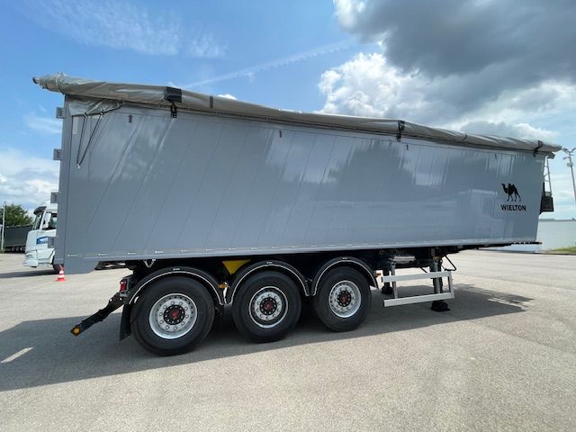 Fahrzeugabbildung Wielton Bulk Master 3-Achs-Kippsattelauflieger 47 cbm