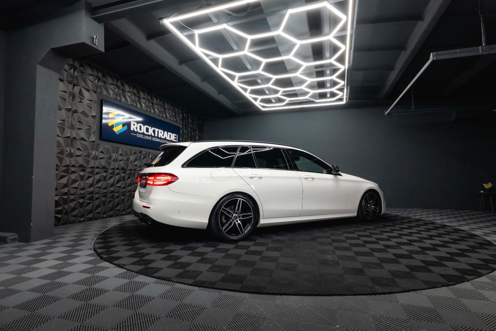 Mercedes-Benz E 220d AMG Night-Paket | ACC | LED | Widescreen