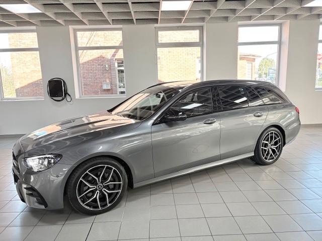 Mercedes-Benz E 220d T4M*AMG*AHK*NIGHT*PANO*MULTIB*360°*SOUND*