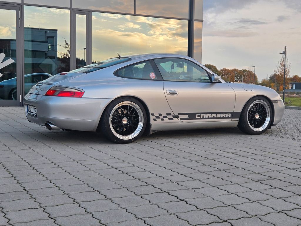 Image of Porsche 996