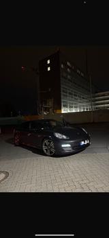 Porsche Panamera 4S Approved - Porsche Panamera aus 2011: 4s