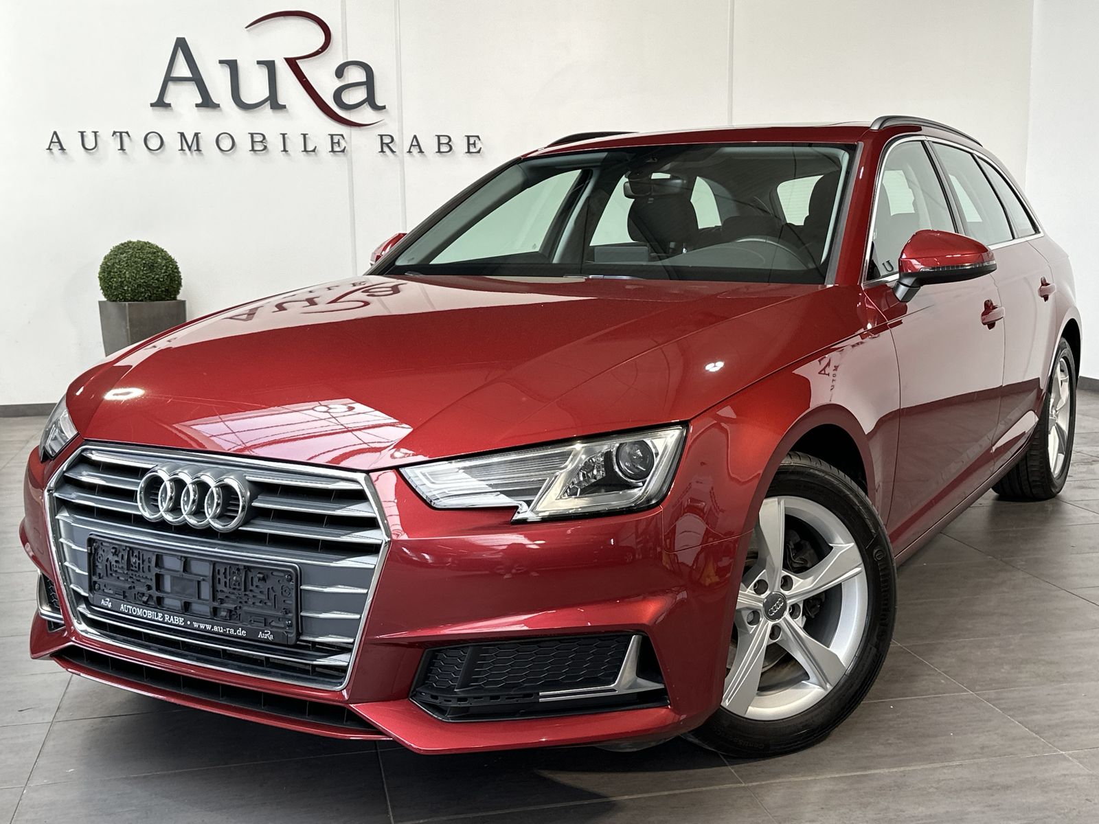 Fahrzeugabbildung Audi A4 Avant 35 TFSI Sport XEN+PANORAMA+DAB+SHZ+EPH