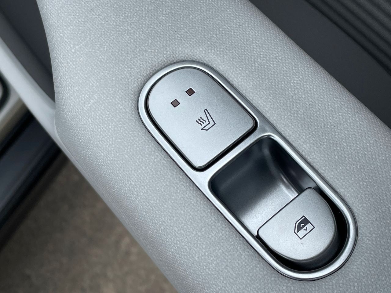 Fahrzeugabbildung Hyundai IONIQ 6 168kW Dynamiq*ACC*GSD*MatrixLED*MIETKAUF