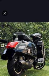 Piaggio Vespa 300 GTS - PIAGGIO MOTORRAD