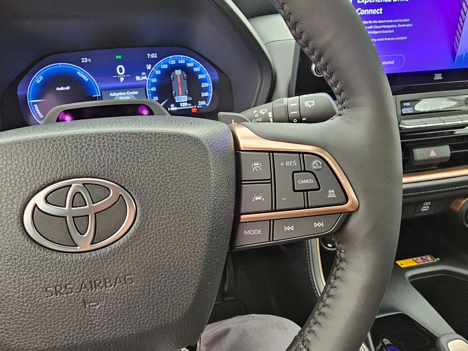 Fahrzeugabbildung Toyota GRAND Platinum Max T1: 68.000 EURO Stock !!!