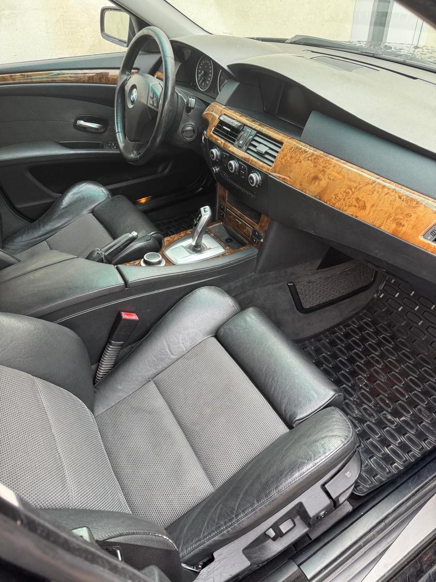 BMW  2007 — photo 12
