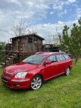 Toyota Avensis T25, TÜV NEU, Vieles neu - Toyota Avensis T25 mit Benzin-Antrieb