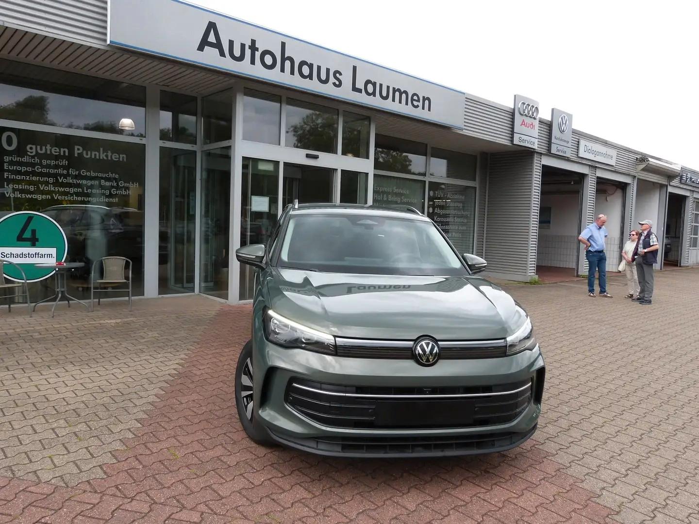 Volkswagen Tiguan 1.5 eTSI  Life NAVI AHK  Area View