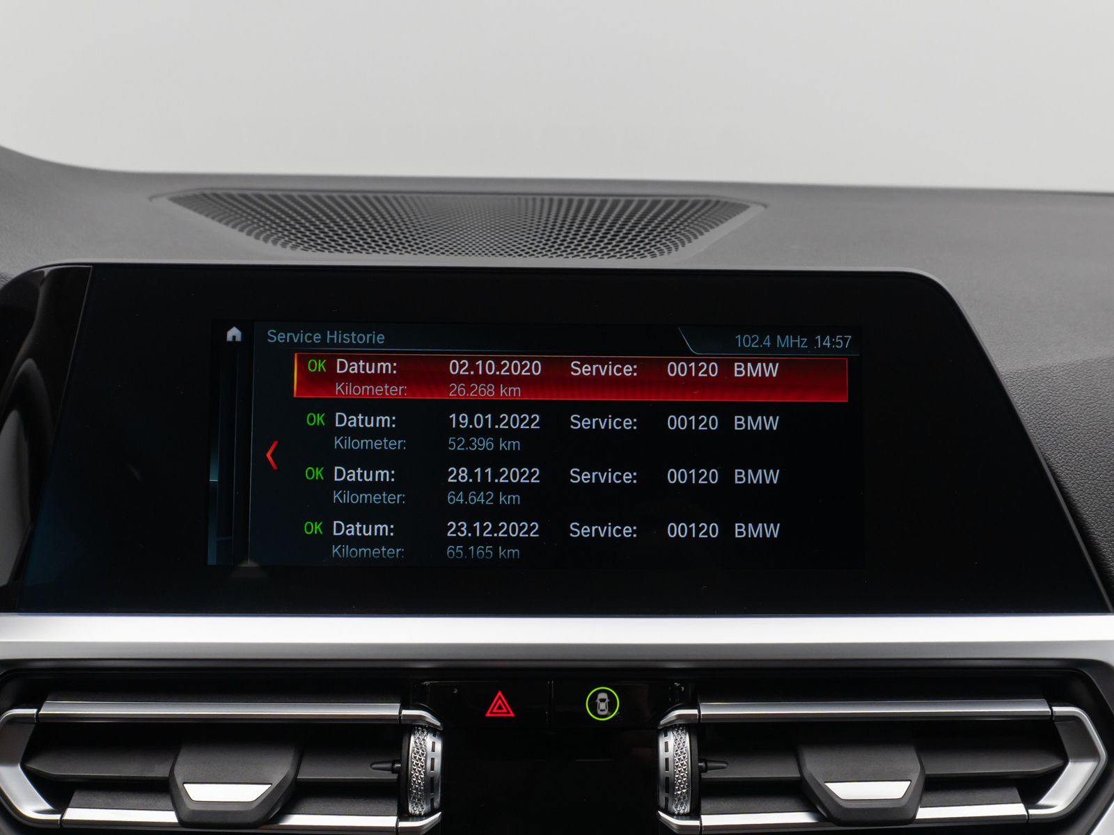 Fahrzeugabbildung BMW 320d Kamera HiFi CockPit+ Sport Geschwindigkeit