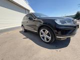 Volkswagen Touareg 3.0 V6 TDI SCR . - Volkswagen Touareg: Firmenfahrzeug