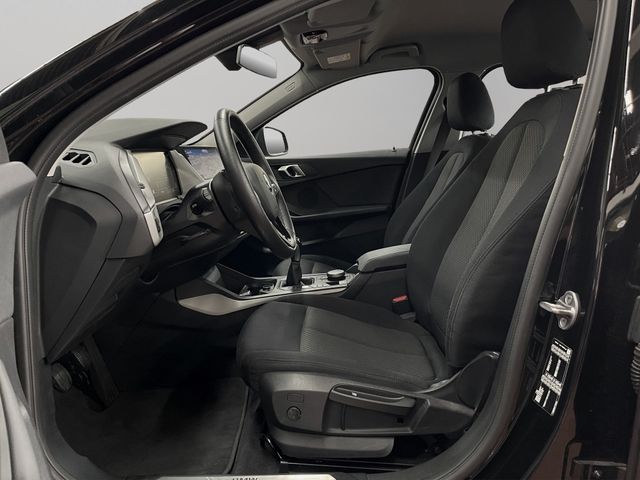 Foto Nummer 9: BMW 118i