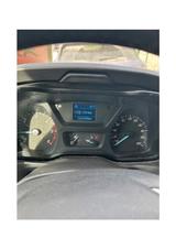 Ford Transit mit Rollstuhlrampe