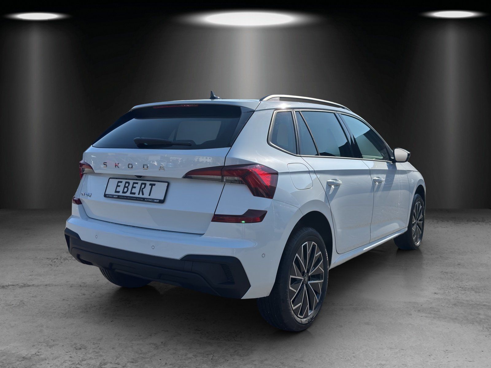 Fahrzeugabbildung SKODA Kamiq Balance 1,0 TSI 85 kW DSG AHK/MATRIX/RFK