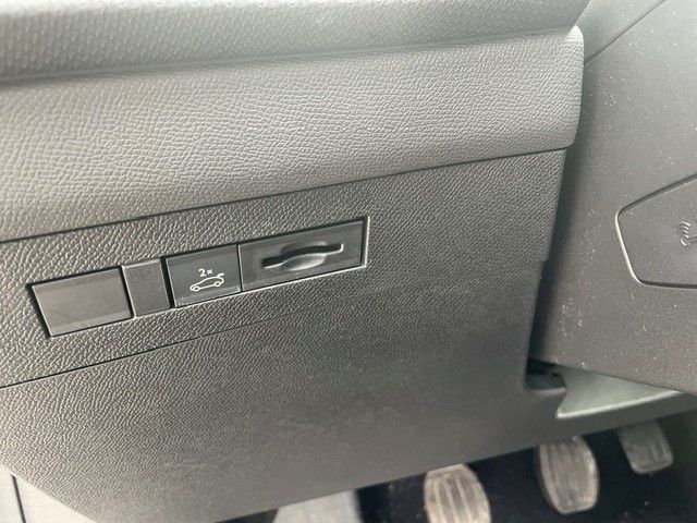 Fahrzeugabbildung Opel Astra L ST GS 1.2 Turbo+Schiebedach+Head-Up+Navi
