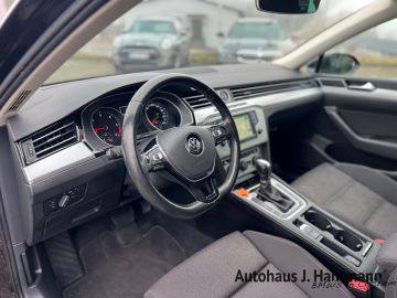 Volkswagen Passat - 9