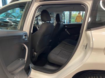 MYAUTOCENTER – Gebraucht- und Jahreswagen mit Werkstattservice in Pfaffenhofen Peugeot 2008 Active *Klima*PDC*Navi*