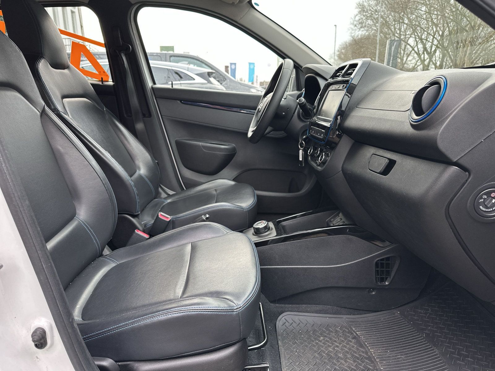 Dacia Spring - Bild 11