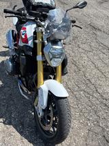 BMW Rot / weisse R 1200 R - BMW AUTOMATIK