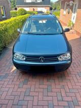 Volkswagen Golf 4 Variant - Volkswagen Golf aus 2003: Kombi