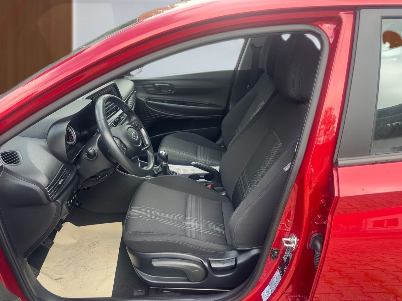 Fahrzeugabbildung Hyundai i20 SELECT *SIH*LHZ*PTS HINTEN*KLA*DAB*
