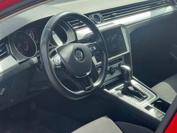 Volkswagen Passat Variant - 9