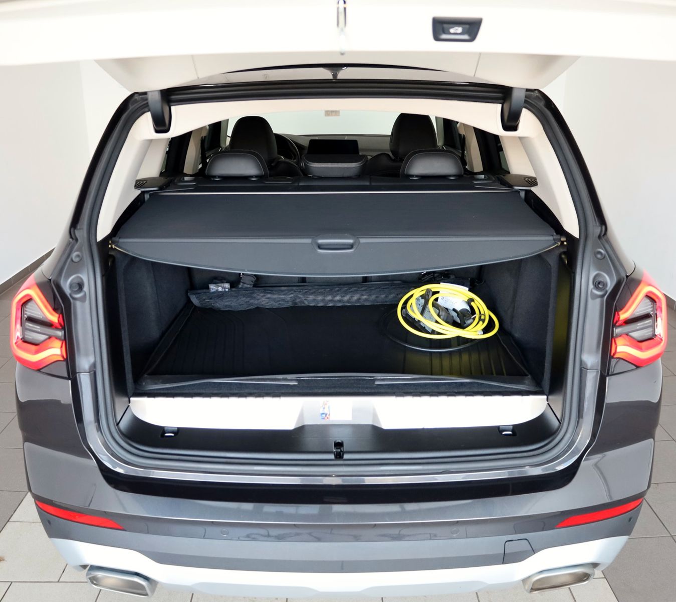 Fahrzeugabbildung BMW X3 xDrive 30e Facelift! Leder,Navi,LED,SH,PDC,Ka