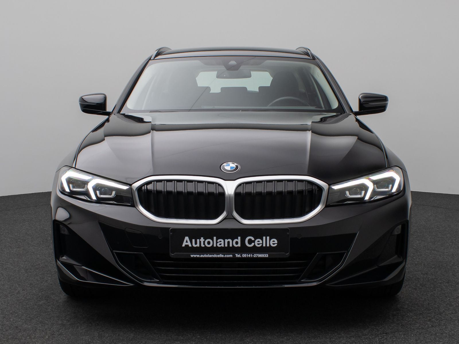 Fahrzeugabbildung BMW 318i DAB PDC Widscreen Geschwindigkeitsreg LED